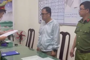 Giám đốc trung tâm môi trường cấp cả ngàn giấy chứng nhận giả 