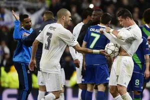 Thành Madrid có hai người hùng…