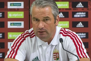 HLV Bernd Storck: 'Hãy sống với hiện tại cùng chúng tôi'