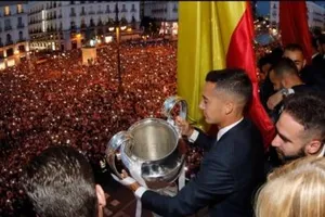 Madrid đòi nợ CLB Real 18,4 triệu euro