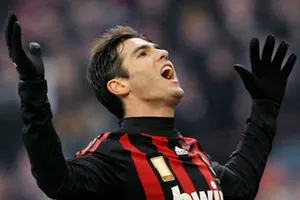 Kaka mùa thứ ba liên tiếp giữ kỷ lục lương