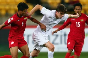 HLV Bazeley ưu thế hơn Hoàng Anh Tuấn?