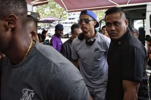 Ronaldo bí mật gặp tỉ phú Singapore để làm gì?