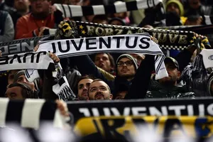 Mafia điều hành việc bán vé của Juventus
