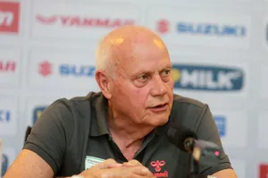 Tuyển Việt Nam đừng buồn vì Otto Pfister