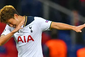 Tiền vệ Tottenham được bầu cầu thủ hay nhất Hàn Quốc