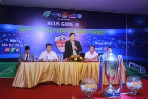 Công Vinh đến với giải sinh viên chọn nhân tài