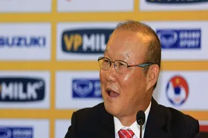 Park Hang-seo: Tôi tặng chiến thắng này cho người VN