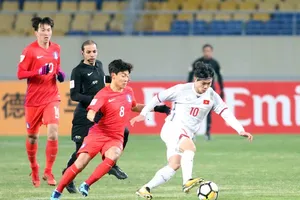 Park Hang-seo và Sanchez đã 'nghênh chiến'