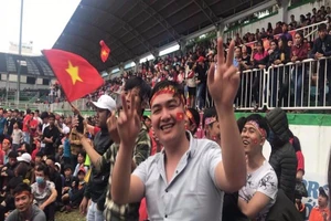'Tiểu Emirates' thành nơi Fans Zone của U-23 Việt Nam