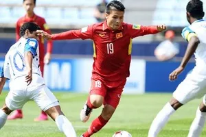 Lẽ ra… 20.000 USD thuộc về Quang Hải?