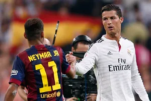 Ronaldo và Neymar ai là 'bóng' của ai?