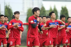 Tuyển VN du lịch Jordan, Philippines căng