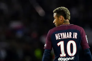 Neymar muốn trở lại Barcelona