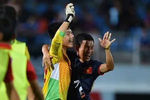 Thủ môn Duy Dũng 2 lần giúp Việt Nam đả bại Thái Lan