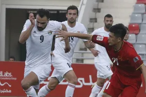 U-23+4 và “2 chạm” một bàn thắng…