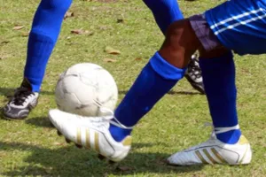 Đường dây cầu thủ nhí đổi sex lấy giày, quần 'chíp'