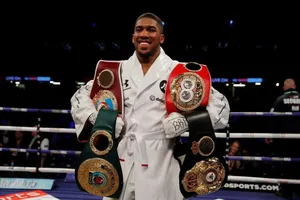 Hạ Parker, tay đấm Joshua có 4 đai hạng nặng