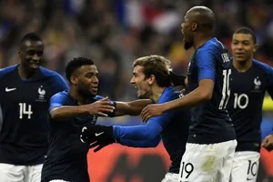 Pháp - Úc (2-1): Khi giá trị chuyển nhượng bị bỏ qua