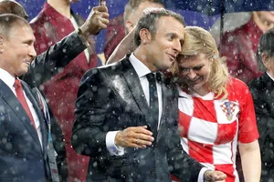 Luka Modric: 'Quả bóng vàng không làm tôi vơi buồn'