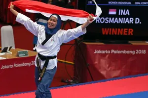 Tổng thống Widodo trực tiếp trao HCV đầu tiên cho chủ nhà