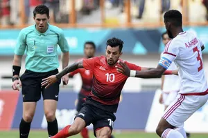 Thua ‘đấu súng’ nghiệt ngã, chủ nhà Indonesia bị loại