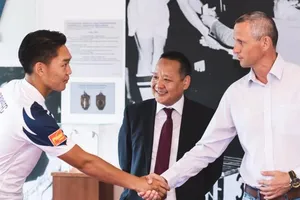 Cứ mang cái 'nick' Messi là đá hay