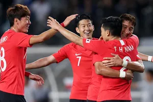 Paulo Bento khởi đầu tốt xứ kim chi