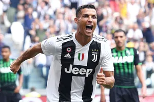 Ronaldo 'khai hỏa', làm im tiếng mọi lời chỉ trích