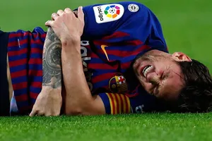 Ngày vui của Ronaldo, ngày buồn của Messi