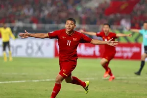 Người hùng Anh Đức: Ông vua vòng cấm