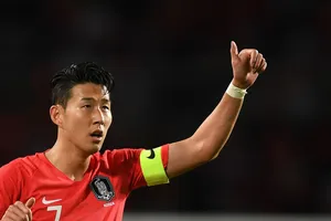 Những ‘ông lớn’ ở Asian Cup: ‘Dao mổ trâu chưa đem giết gà’