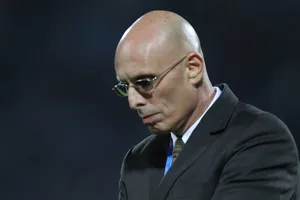 HLV Constantine của Ấn Độ từ chức