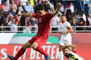 Tuyển VN góp mặt trễ nhất vòng 1/8 nhưng vào tứ kết sớm nhất