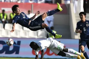 Tuyển Nhật Bản và Úc thi đấu nhàm chán đến… phát sợ