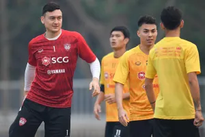 Văn Lâm đã thắng, Xuân Trường thì sao?