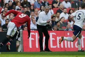 Hết ‘bùa phép’ ở CLB, Mourinho muốn làm HLV đội tuyển?