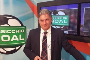 BLV ‘dở hơi’ xúc phạm trọng tài nữ ngay trên sóng truyền hình