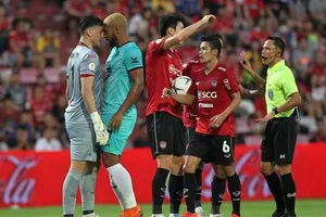 Văn Lâm về Korat ‘quyết chiến’