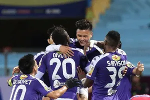 Quang Hải 'nổ súng', Hà Nội FC thắng đậm SL Nghệ An