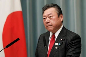 Phát biểu không chuẩn mực, Bộ trưởng Olympic từ chức