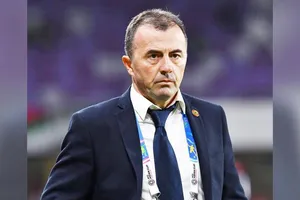 Giống như thầy Park, HLV Radulovic là 'vua' cải thiện thứ hạng