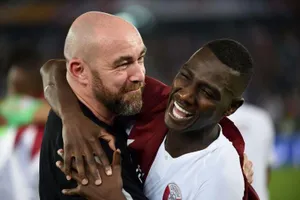 Vô địch châu Á, Qatar... lên đời 