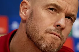 Bóng đá quá tàn nhẫn