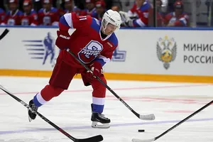 Tổng thống Putin ghi 10 bàn thắng
