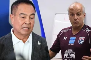 HLV U-23 Thái Lan bất ngờ từ chức