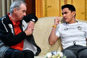 Từ HLV Riedl nghĩ về Klopp