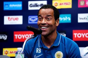 HLV của Curacao khen Công Phượng và thủ môn Văn Lâm