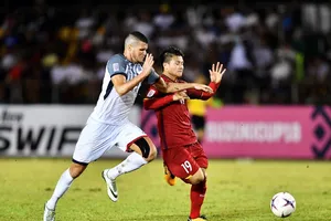 Cựu trung vệ Hà Nội bỏ Ceres sang Thai- League