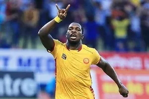 Vòng 15 V-League: Vàng nhưng lại đỏ, đỏ nhưng lại… đen